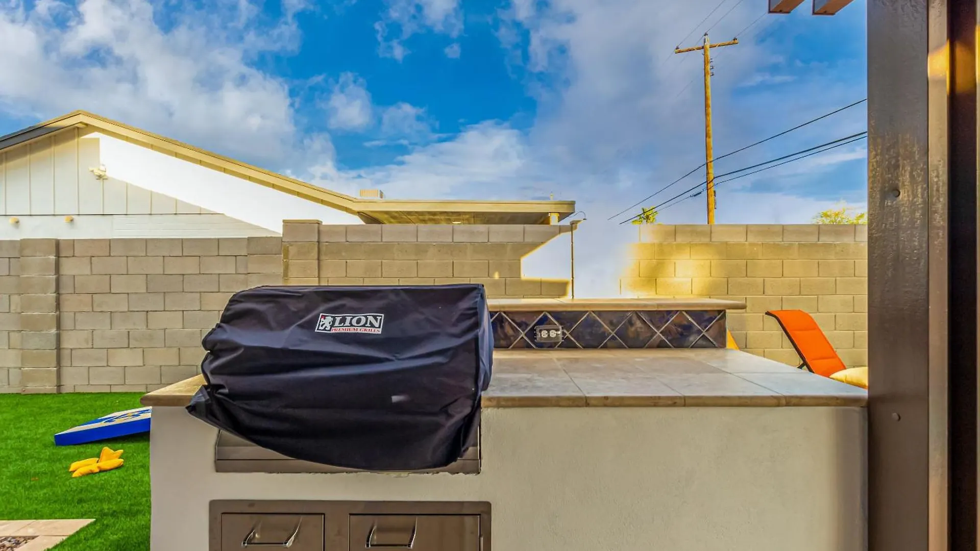 Marigold Tempe Villa Holiday home