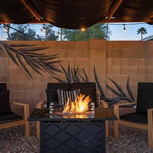  Holiday home Modern With Heated Pool, Asu