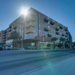  Apartment Sun Devil Studio With Rooftop Pool & Clubhouse!